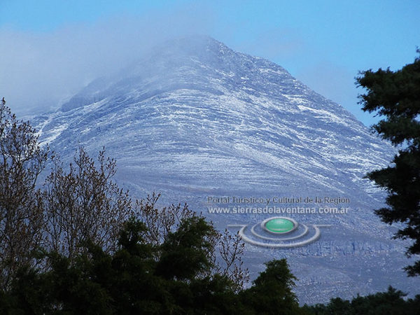 Nevadas en el Cerro Tres Picos