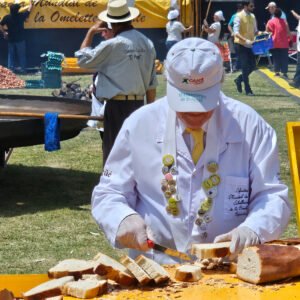 Fiesta de la Omelette Gigante