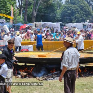 Fiesta de la Omelette Gigante