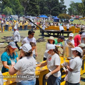 Fiesta de la Omelette Gigante