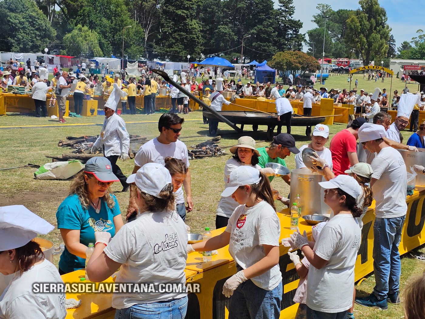Fiesta de la Omelette Gigante