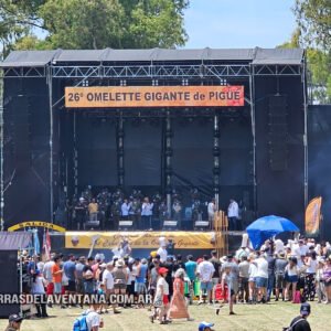 Fiesta de la Omelette Gigante