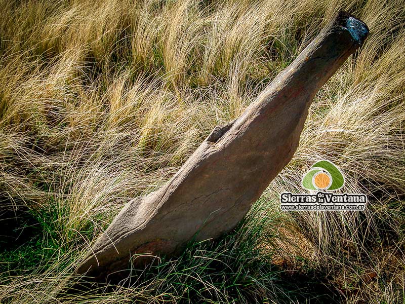 Menhir o piedra parada en Sierra de la Ventana