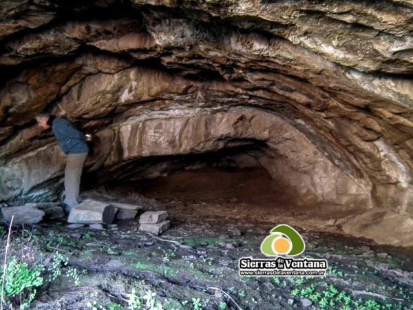 Cueva Vacacua en Sierra de la Ventana