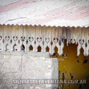 Escuela de Adobe en Pelicurá