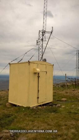 Repetidora Gral. SAN MARTÍN de Sierra de la Ventana en el Cerro Ventana