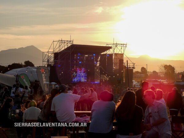 Fiesta de la Primavera: Sierra de la Ventana. Sierra Suena